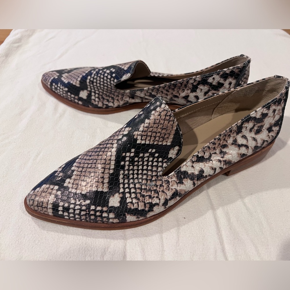 Treasure & Bond Kena Snakeskin Loafer